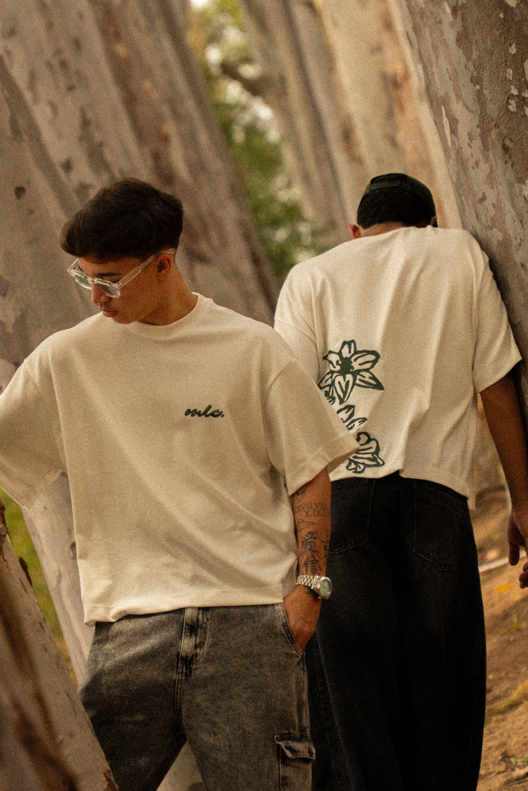 Overboxy branca gérbera