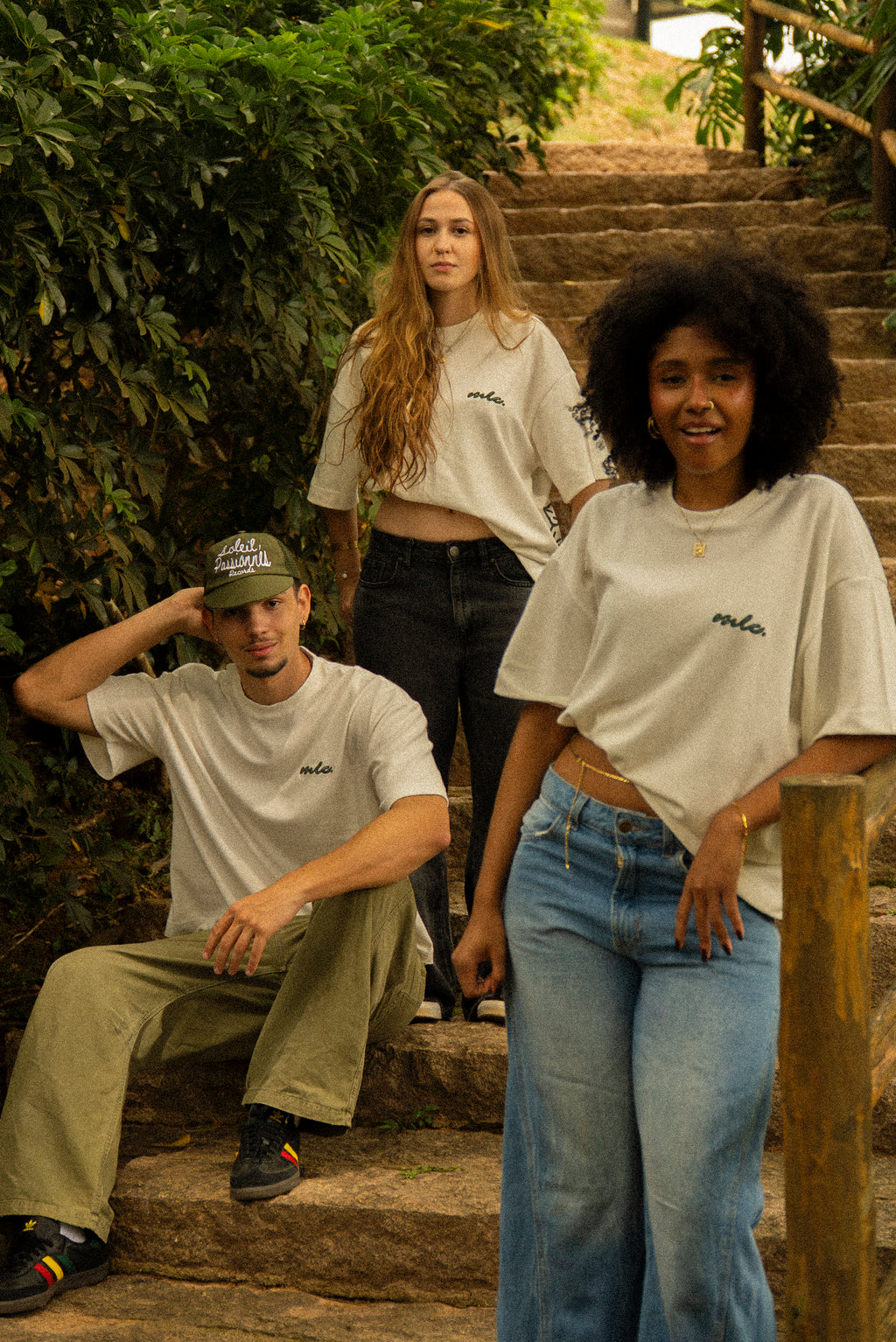 Overboxy branca gérbera